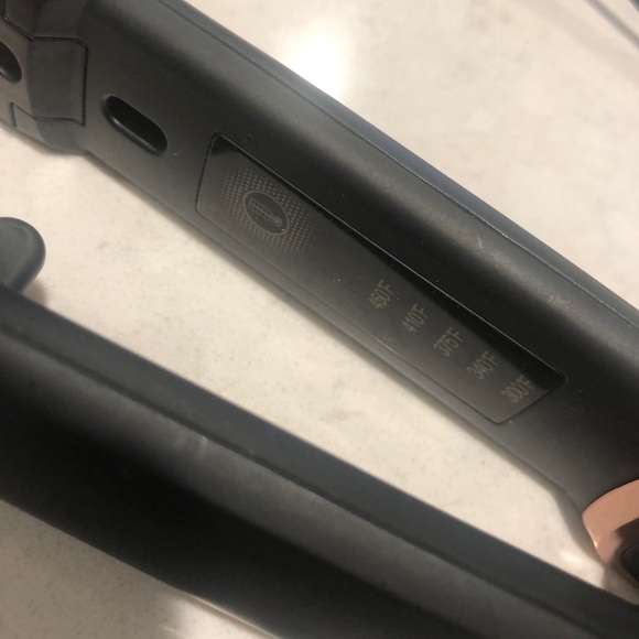 flat iron - Picture 3 of 4